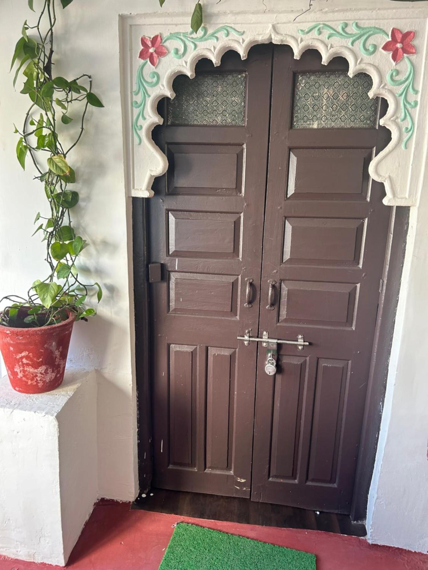 Hotel Lake Star Udaipur Luaran gambar