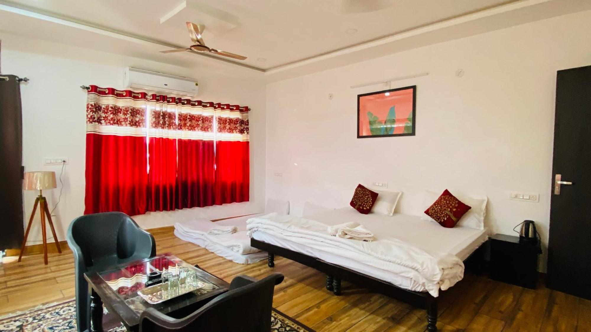 Hotel Lake Star Udaipur Luaran gambar