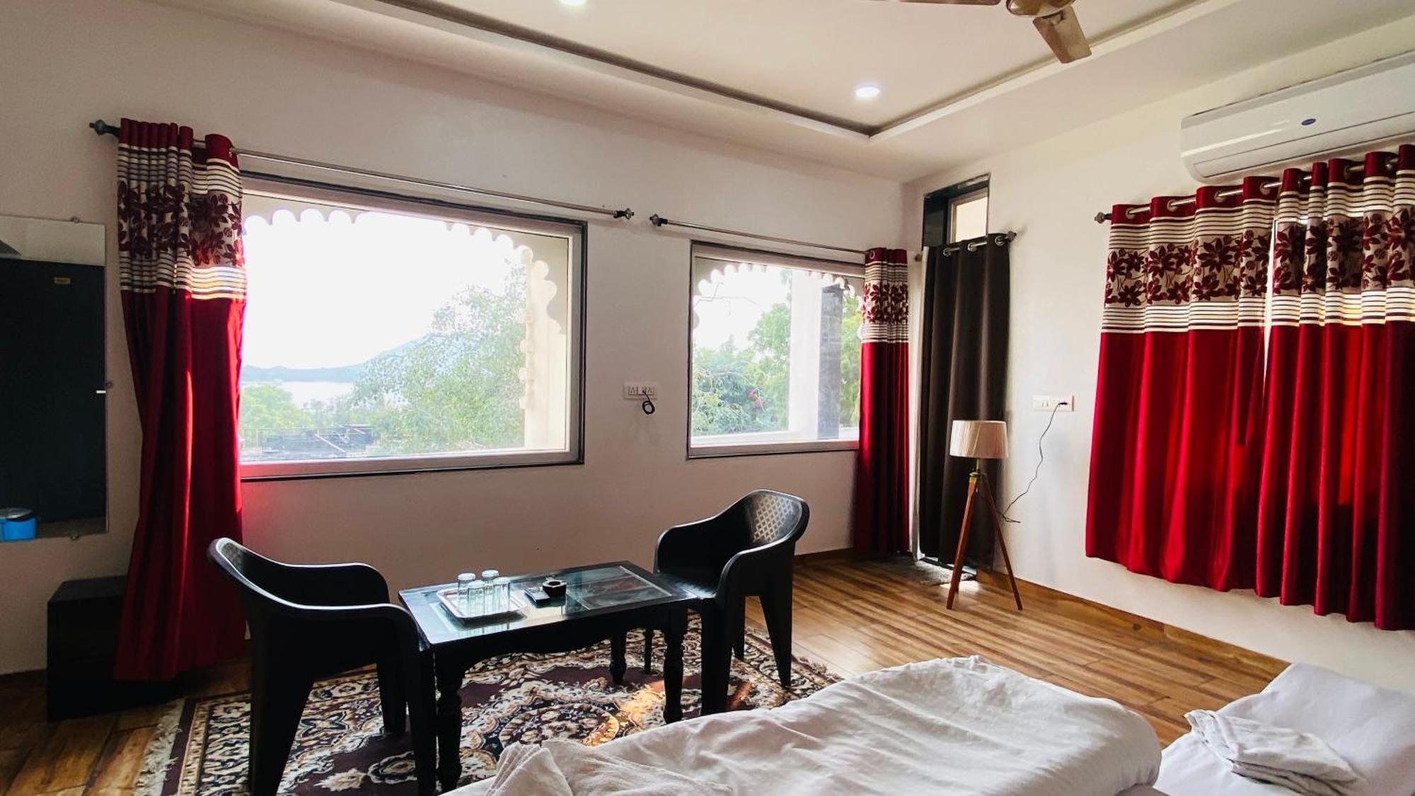 Hotel Lake Star Udaipur Luaran gambar